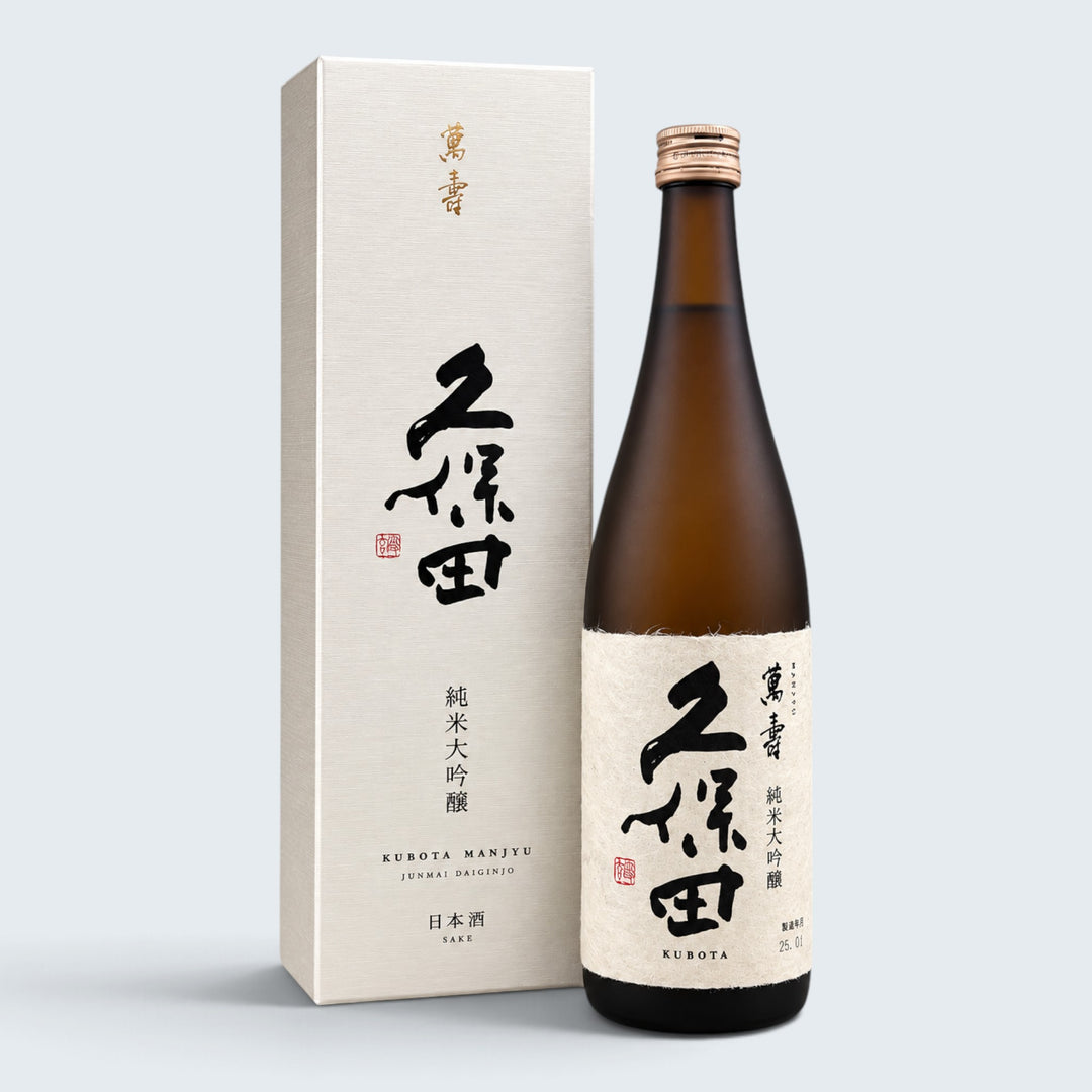 Kubota Junmai Daiginjo Sake Manjyu (720ml)