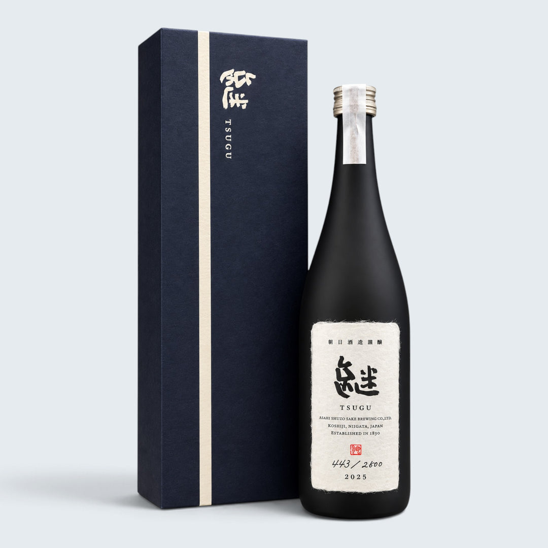 Kubota Junmai Daiginjo Tsugu Sake (720ml)