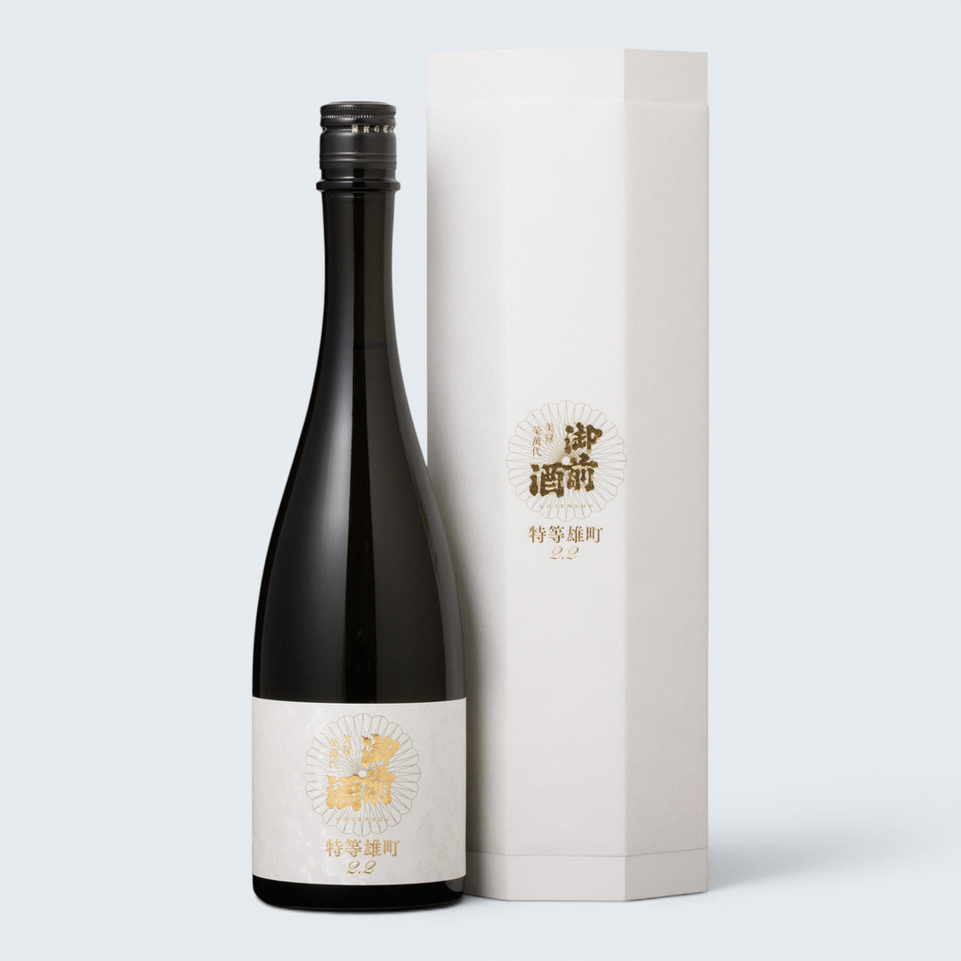 Gozenshu Junmai Daiginjo Tokuto Sake 2.2 (720ml)