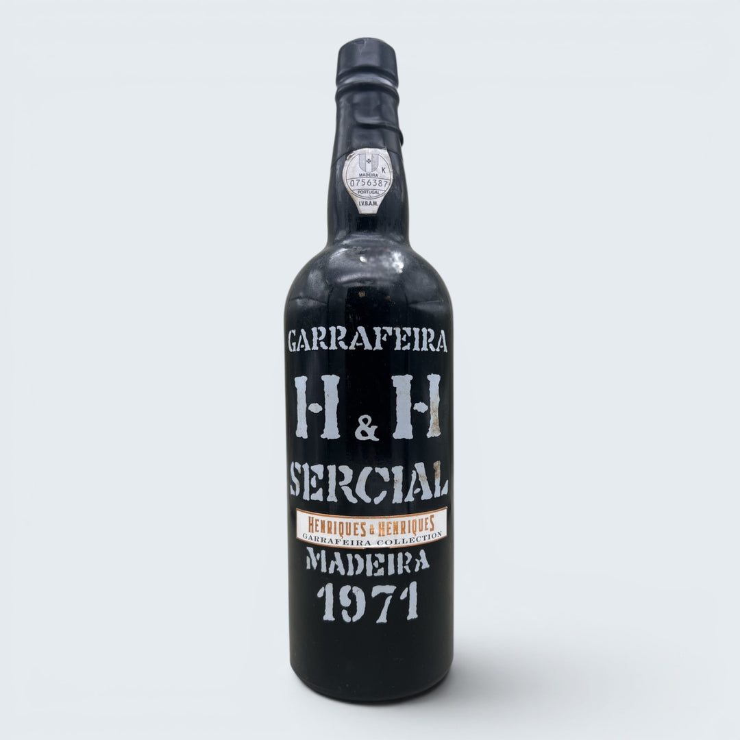 Henriques & Henriques Sercial Madeira 1971 (750ml)