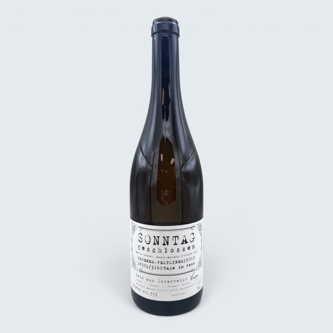 Sonntag Geschlossen Gruner Veltliner Osterreich 2015 (750ml)