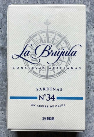 La Brujula - Sardinas 3/4 (Sardines 3/4 cut) 118 gr